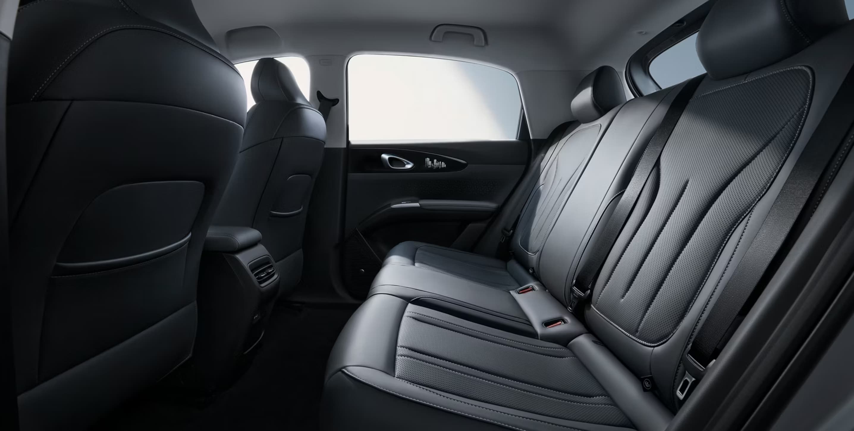 Geely E2 rear passenger legroom and ISO-FIX child seat anchors